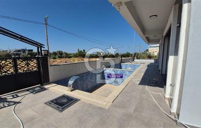 Özel Havuzlu otoparklı Sıfır Satılık 3+1 VİLLA
