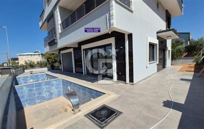 Özel Havuzlu otoparklı Sıfır Satılık 3+1 VİLLA