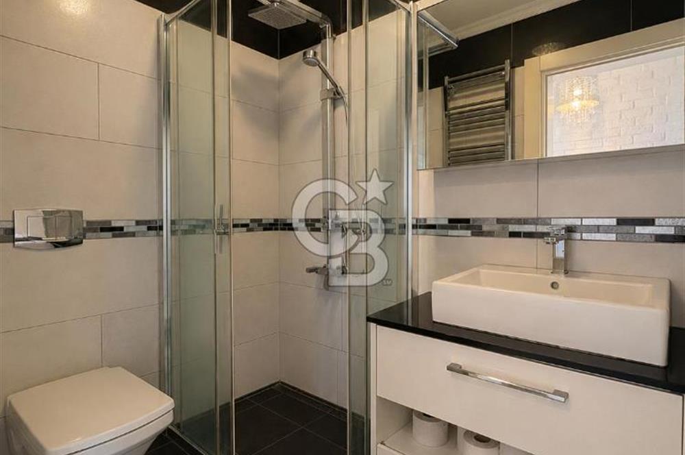 ACIBADEM'DE 5+2 DUBLEKS | 240 m² NET | 2 BAĞIMSIZ DAİRE