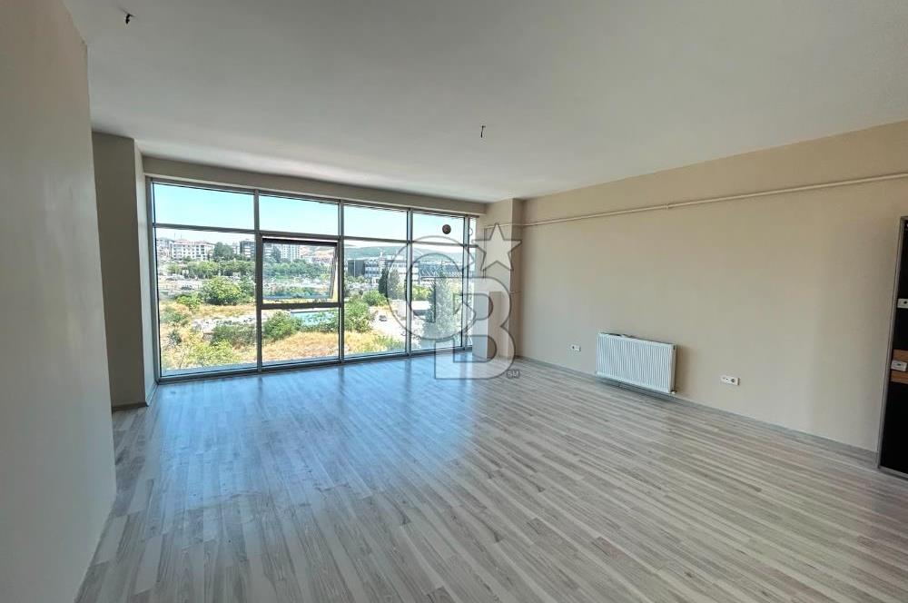 TUZLA BELEDİYESİ KARŞISI 1+0 45M² KİRALIK OFİS & PLAZA KATI