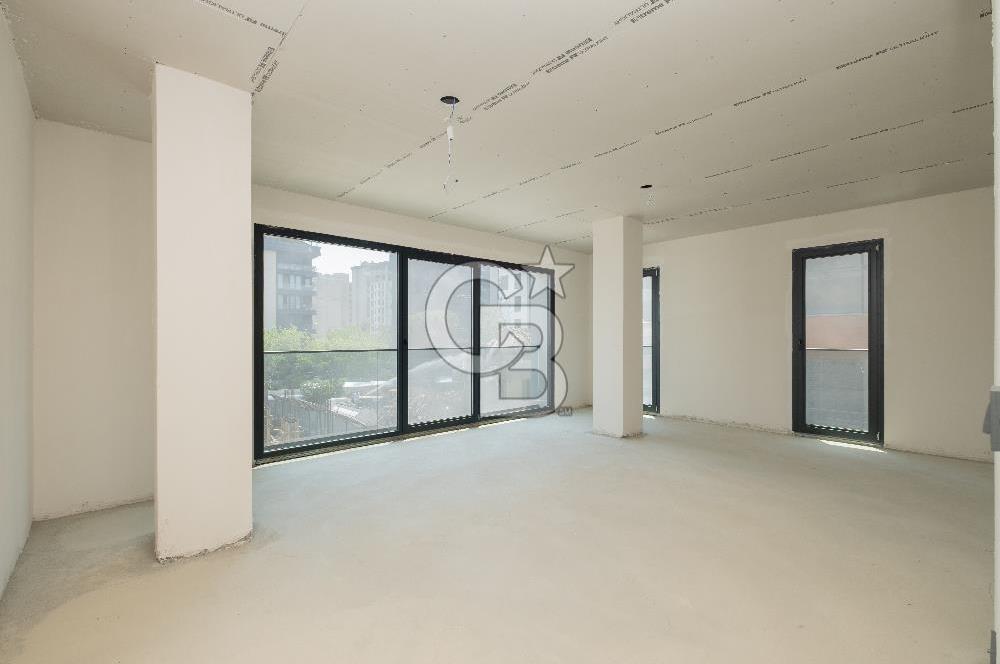 ŞAŞKINBAKKAL, BAĞDAT CADDESİ ÜZERİNDE KOMPLE KİRALIK BİNA 