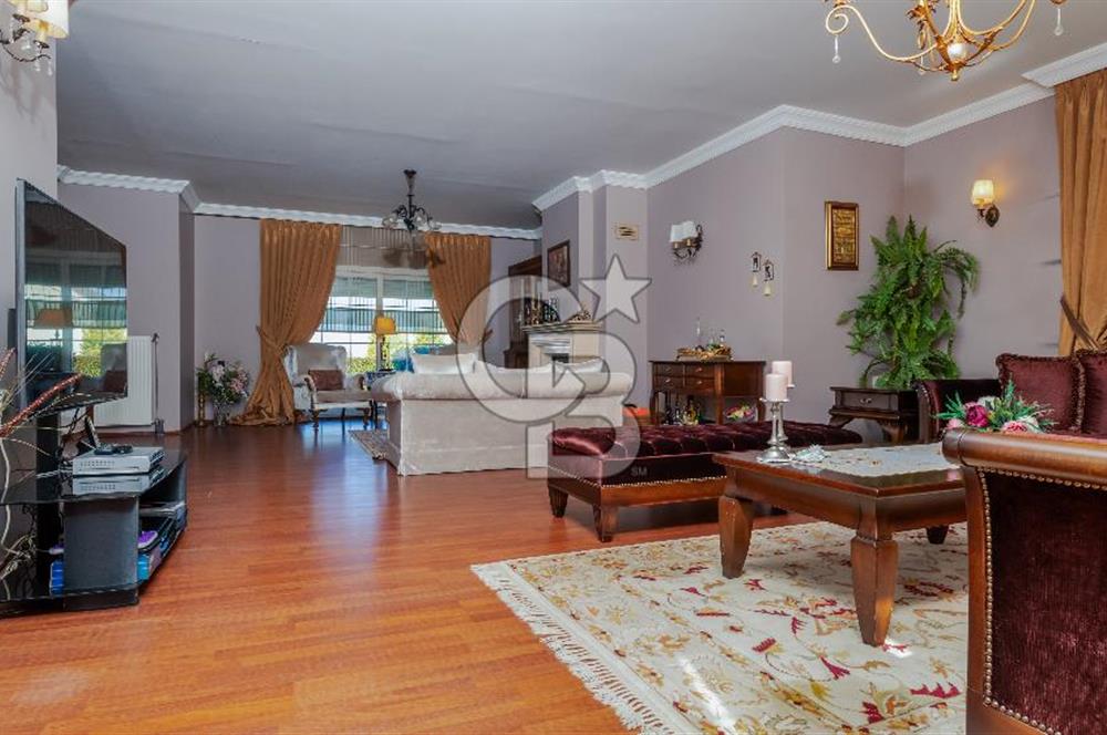 Yamaç Evler Sitesi’nde Satılık 4+1 Villa