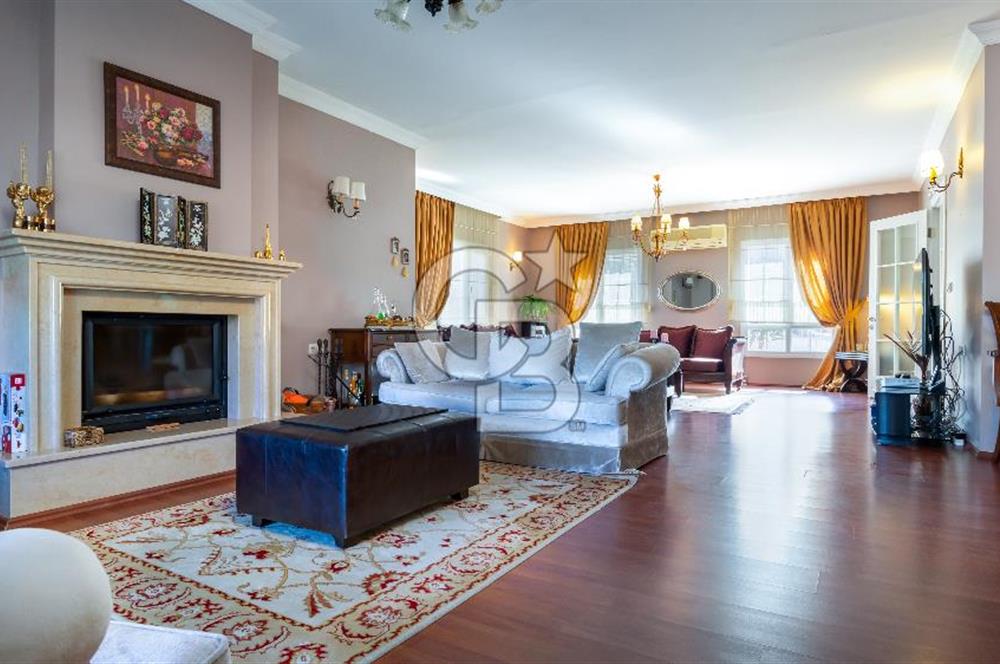 Yamaç Evler Sitesi’nde Satılık 4+1 Villa