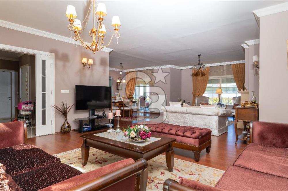 Yamaç Evler Sitesi’nde Satılık 4+1 Villa