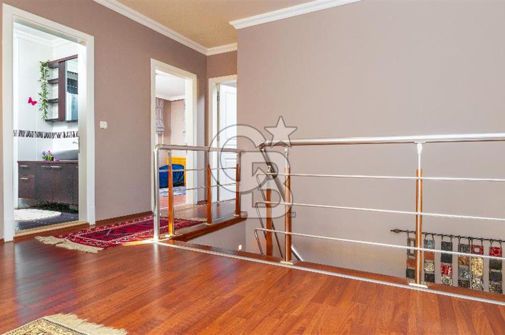 Yamaç Evler Sitesi’nde Satılık 4+1 Villa