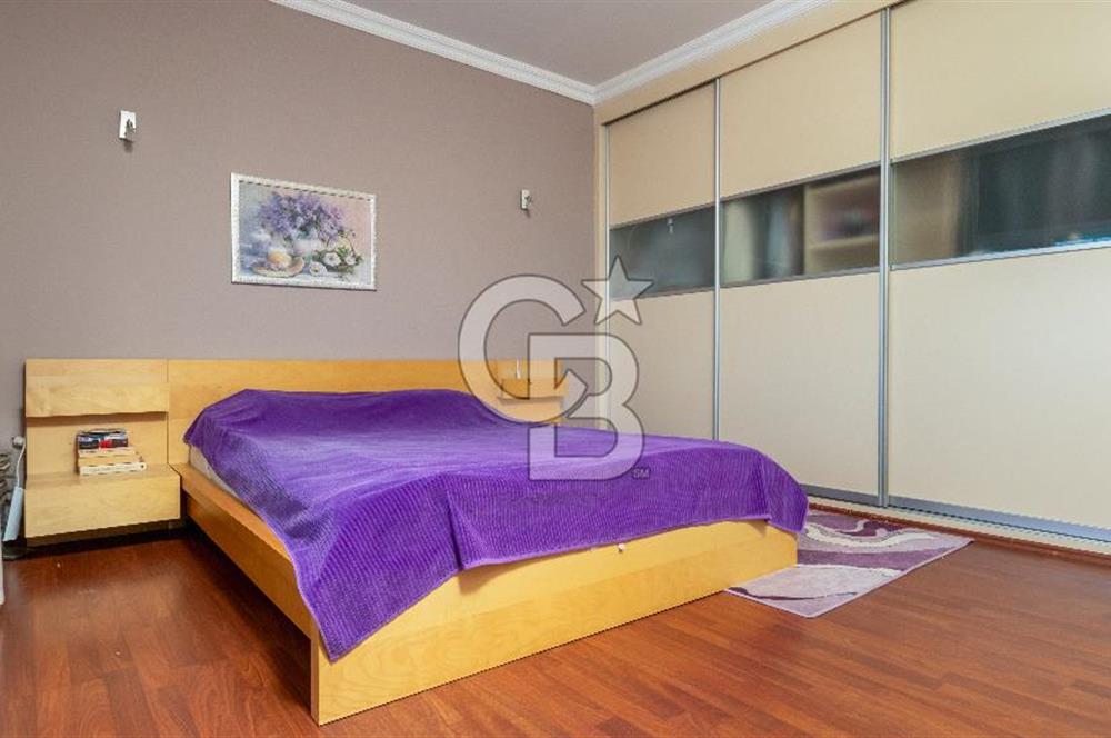 Yamaç Evler Sitesi’nde Satılık 4+1 Villa