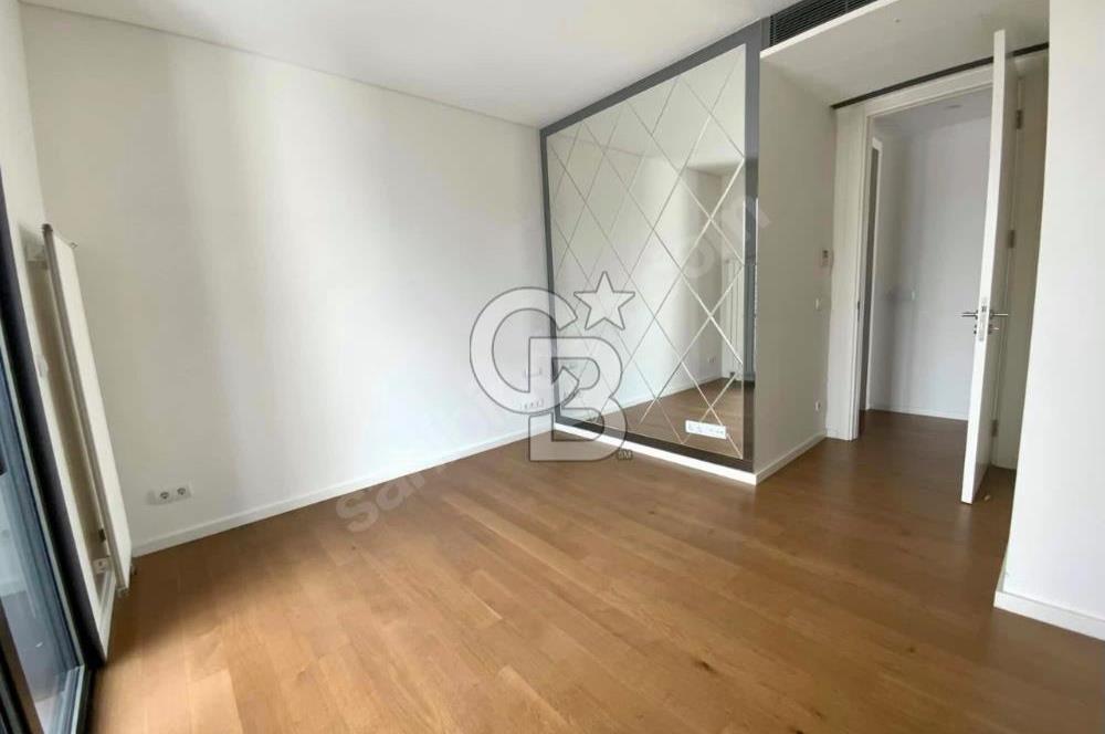 Ege Perla’da 2+1 Kapalı Mutfak Daire Deniz Manzaralı