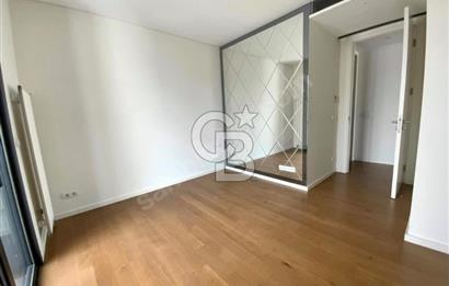 Ege Perla’da 2+1 Kapalı Mutfak Daire Deniz Manzaralı
