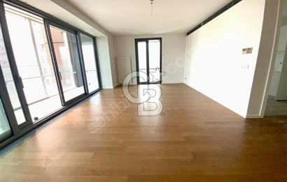 Ege Perla’da 2+1 Kapalı Mutfak Daire Deniz Manzaralı