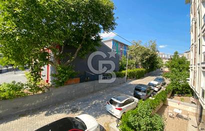 BEYLİKDÜZÜ ADNAN KAHVECİ'DE GENİŞ FERAH 2+1 SATILIK DAİRE