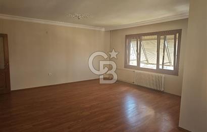 SATILIK KADIKÖY SAHRAYICEDİT'TE GENİŞ ARSALI, 3+1 DAİRE