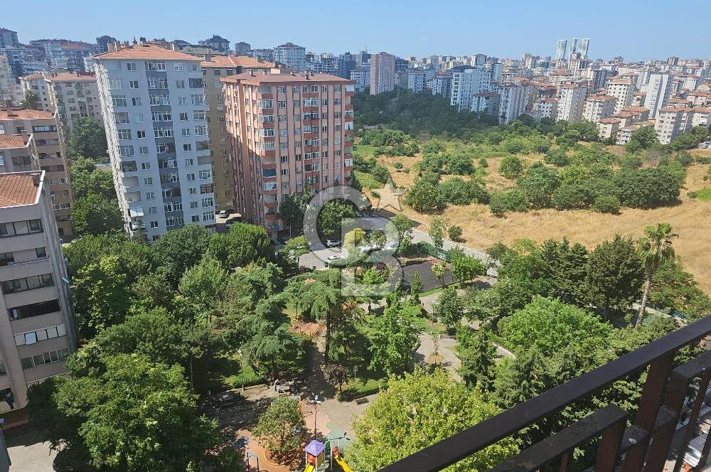 SATILIK KADIKÖY SAHRAYICEDİT'TE GENİŞ ARSALI, 3+1 DAİRE