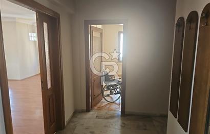 SATILIK KADIKÖY SAHRAYICEDİT'TE GENİŞ ARSALI, 3+1 DAİRE