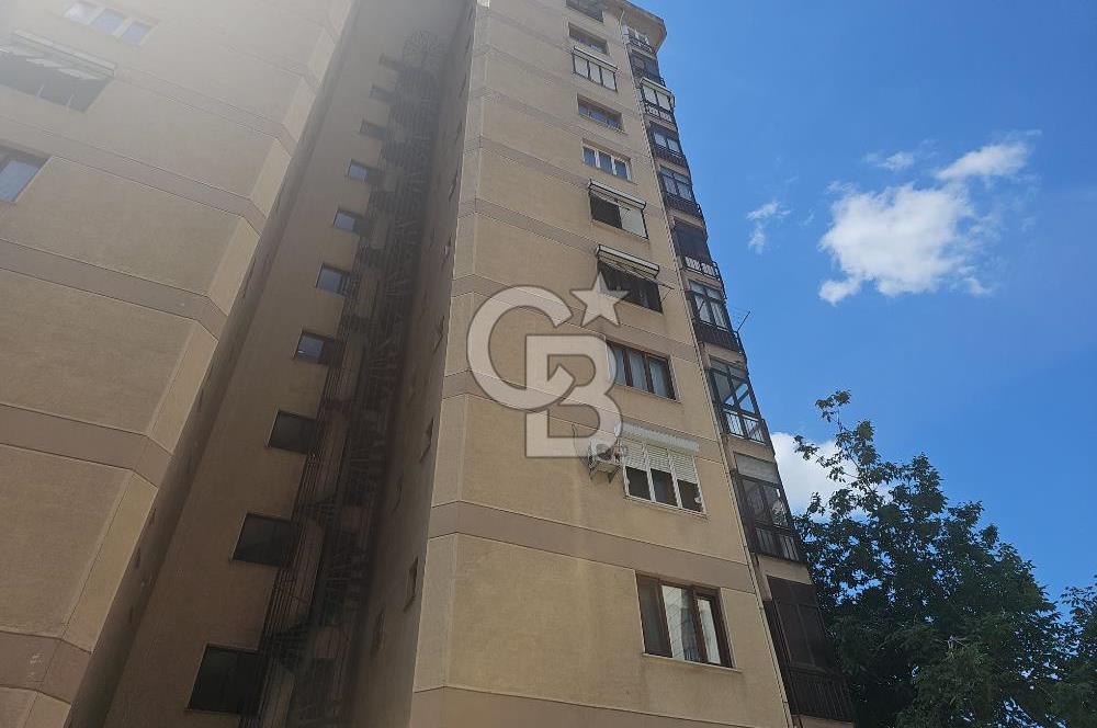 SATILIK KADIKÖY SAHRAYICEDİT'TE GENİŞ ARSALI, 3+1 DAİRE