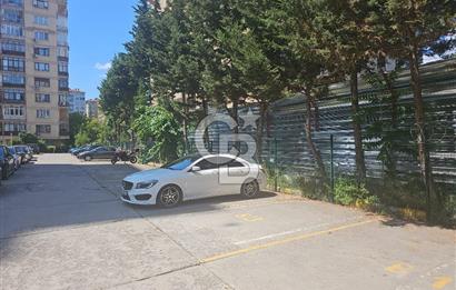 SATILIK KADIKÖY SAHRAYICEDİT'TE GENİŞ ARSALI, 3+1 DAİRE