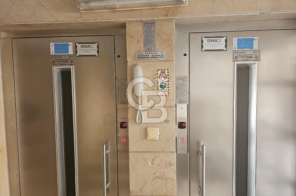 SATILIK KADIKÖY SAHRAYICEDİT'TE GENİŞ ARSALI, 3+1 DAİRE