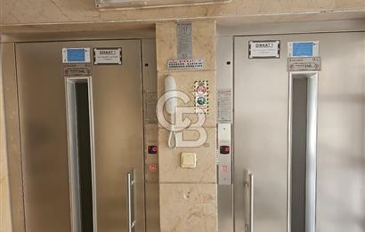 SATILIK KADIKÖY SAHRAYICEDİT'TE GENİŞ ARSALI, 3+1 DAİRE