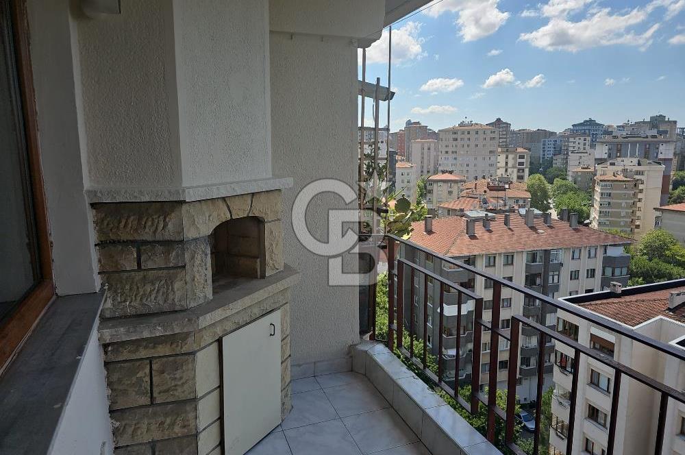 SATILIK KADIKÖY SAHRAYICEDİT'TE GENİŞ ARSALI, 3+1 DAİRE