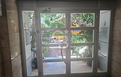 SATILIK KADIKÖY SAHRAYICEDİT'TE GENİŞ ARSALI, 3+1 DAİRE
