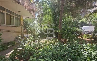 SATILIK KADIKÖY SAHRAYICEDİT'TE GENİŞ ARSALI, 3+1 DAİRE