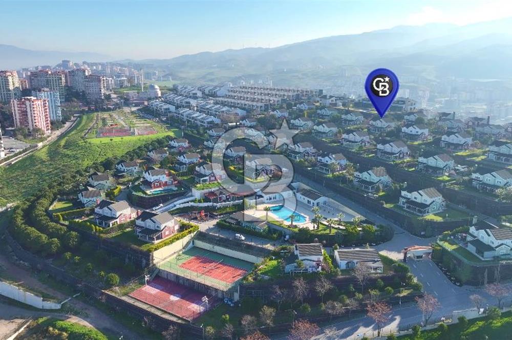 Yamaç Evler Sitesi’nde Satılık 4+1 Villa