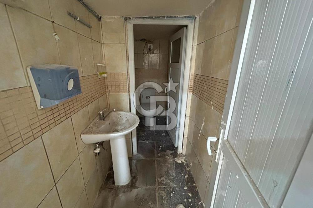 TUZLA AYDINTEPEDE İŞLEK CADDE ÜZERİNDE 90 m² NET KİRALIK DÜKKAN