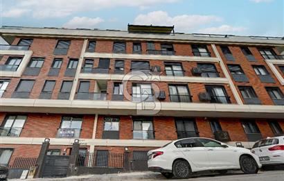 Altıntepe Hüsniye Caddesinde 1. Katta Satılık 2+1 Daire!