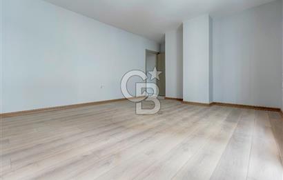 Altıntepe Hüsniye Caddesinde 1. Katta Satılık 2+1 Daire!