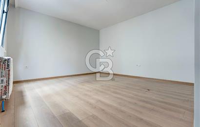 Altıntepe Hüsniye Caddesinde 1. Katta Satılık 2+1 Daire!
