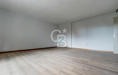 Altıntepe Hüsniye Caddesinde 1. Katta Satılık 2+1 Daire!