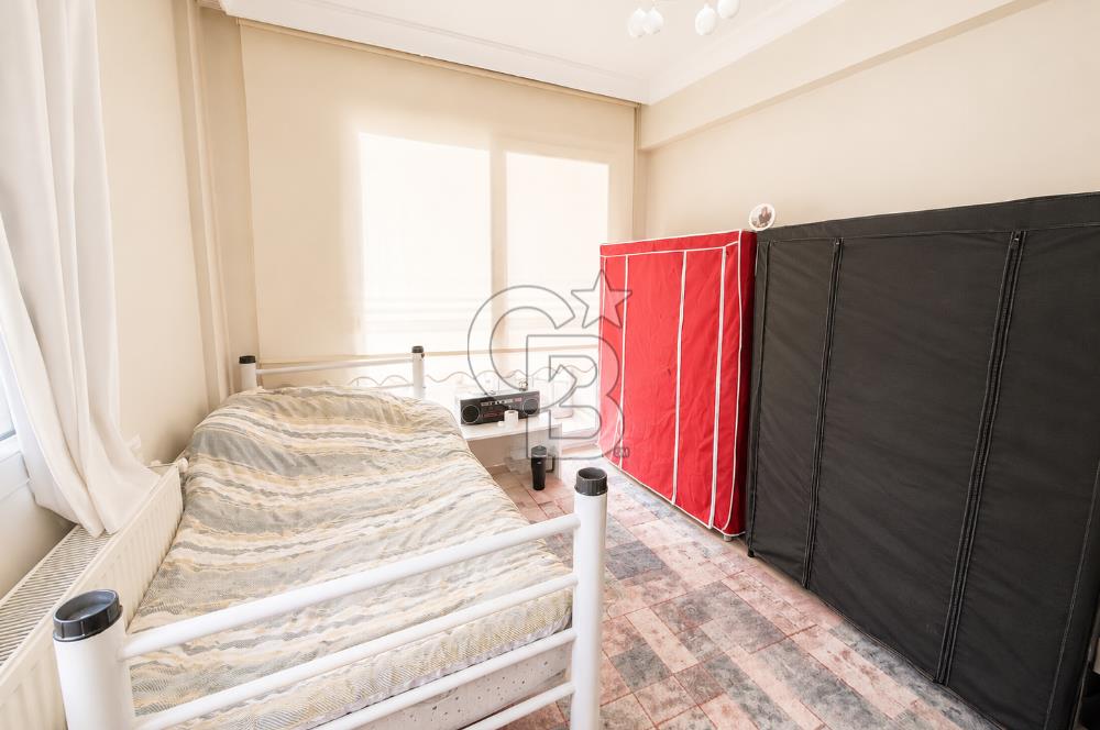 Bayraklı Osmangazi Özlem Sitesi 3+1 Üst Kat Tadilatlı 