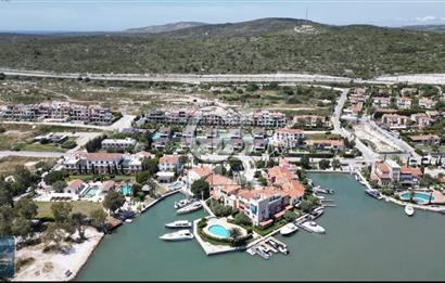 Çeşme Alaçatı Port Sancak Evleri Satılık 3.5+1 Villa