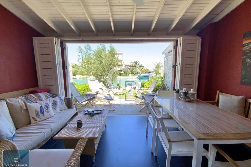 Çeşme Alaçatı Port Sancak Evleri Satılık 3.5+1 Villa