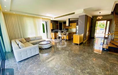 Çeşme Alaçatı Port Satılık 5+2 Villa