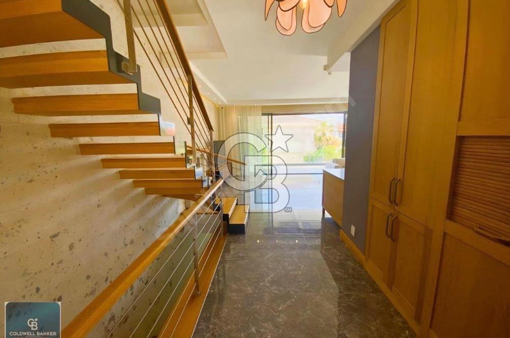 Çeşme Alaçatı Port Satılık 5+2 Villa