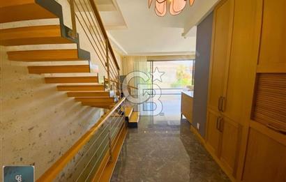 Çeşme Alaçatı Port Satılık 5+2 Villa