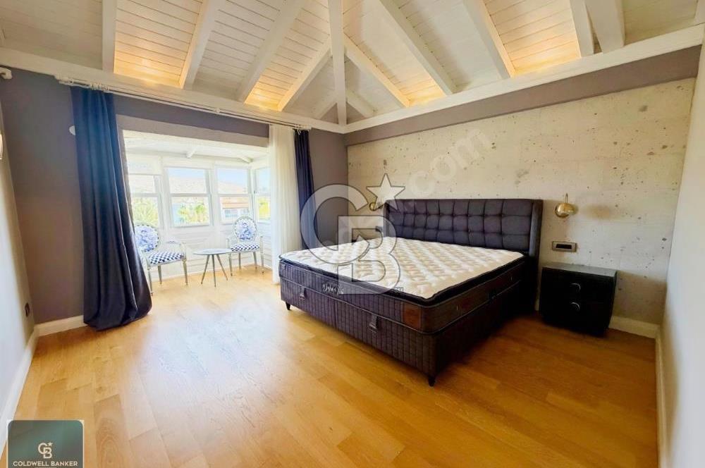 Çeşme Alaçatı Port Satılık 5+2 Villa