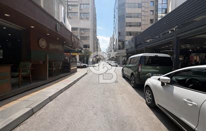 Konak İsmetkaptan'da Yusuf Dede İş Merkezi Altı Kiralık Dükkan 