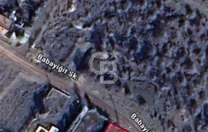 ELMADAĞ ÜÇEVLER MAH'DE YOLA YAKIN 480 m2 İMARLI MANZARALI ARSA