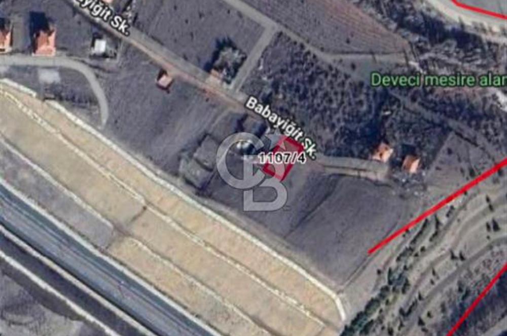 ELMADAĞ ÜÇEVLER MAH'DE YOLA YAKIN 480 m2 İMARLI MANZARALI ARSA