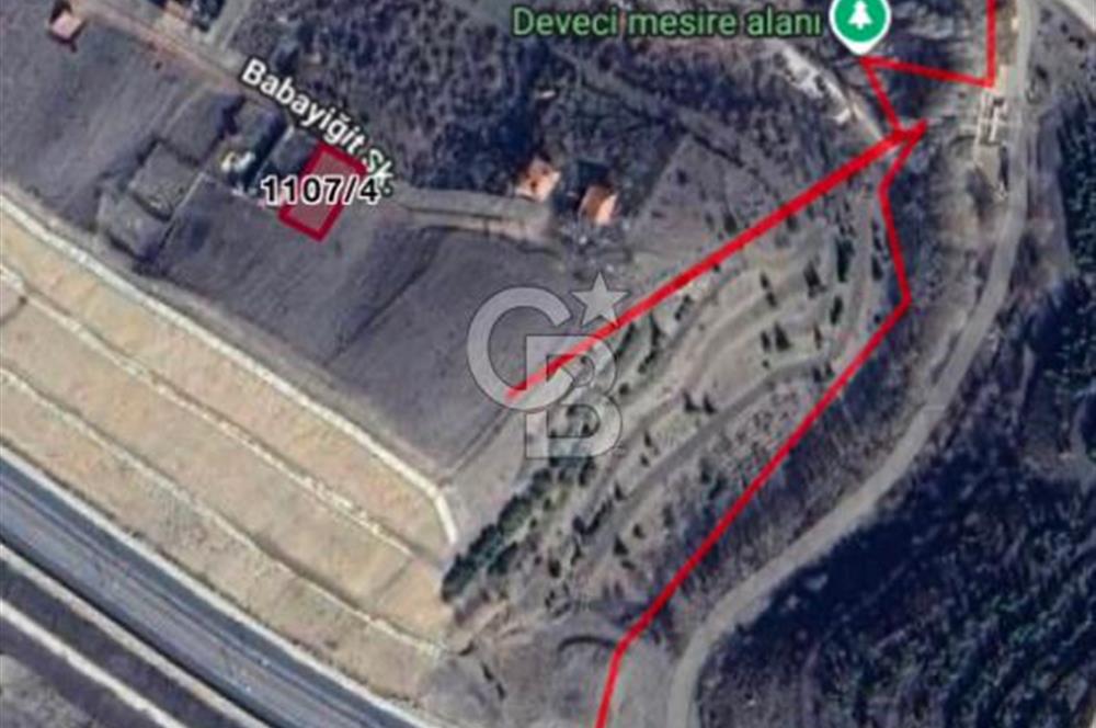 ELMADAĞ ÜÇEVLER MAH'DE YOLA YAKIN 480 m2 İMARLI MANZARALI ARSA