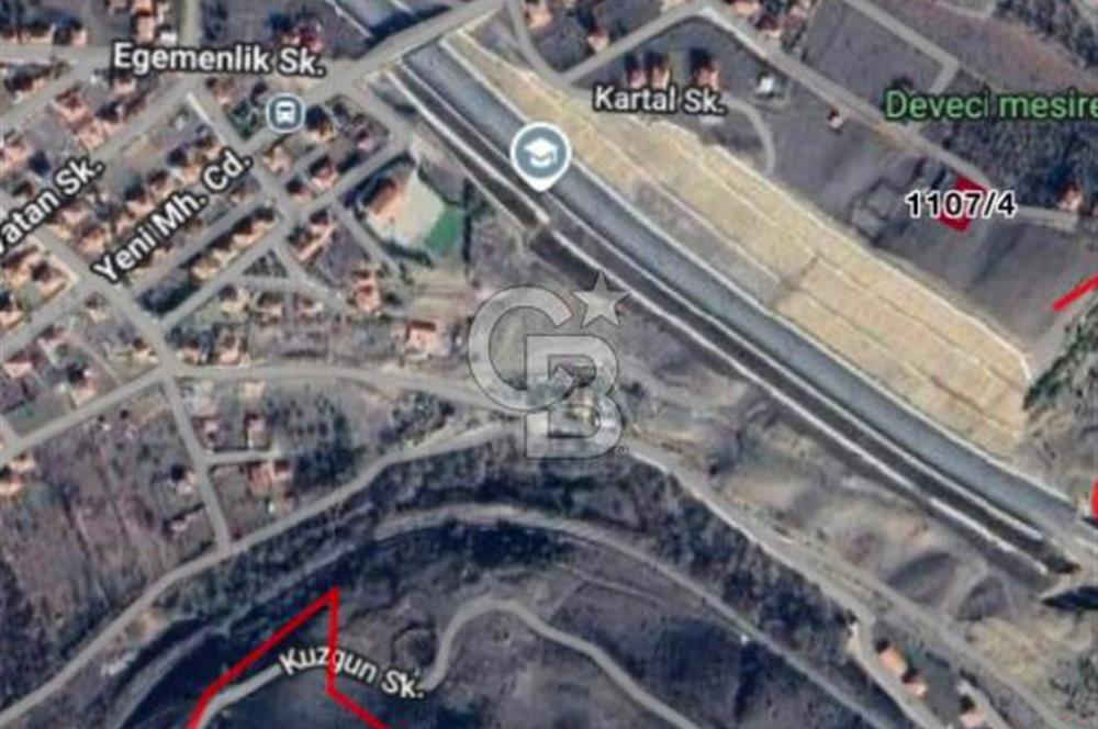 ELMADAĞ ÜÇEVLER MAH'DE YOLA YAKIN 480 m2 İMARLI MANZARALI ARSA