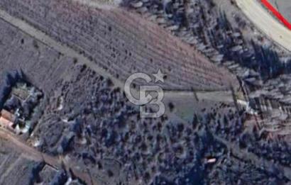 ELMADAĞ ÜÇEVLER MAH'DE YOLA YAKIN 480 m2 İMARLI MANZARALI ARSA