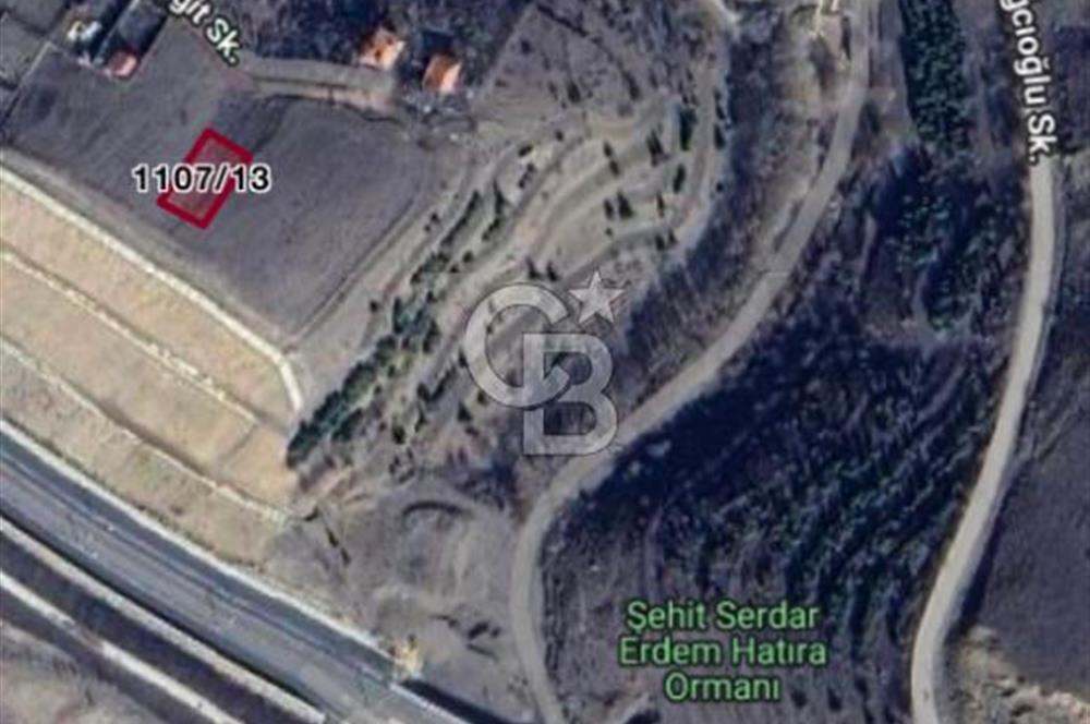 ELMADAĞ ÜÇEVLER MAH'DE YOLA YAKIN 508 m2 İMARLI MANZARALI ARSA