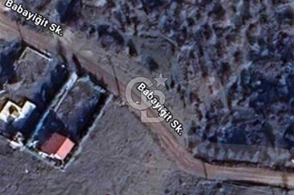 ELMADAĞ ÜÇEVLER MAH'DE YOLA YAKIN 512 m2 İMARLI MANZARALI ARSA
