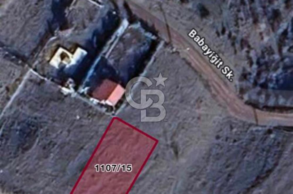 ELMADAĞ ÜÇEVLER MAH'DE YOLA YAKIN 485 m2 İMARLI MANZARALI ARSA