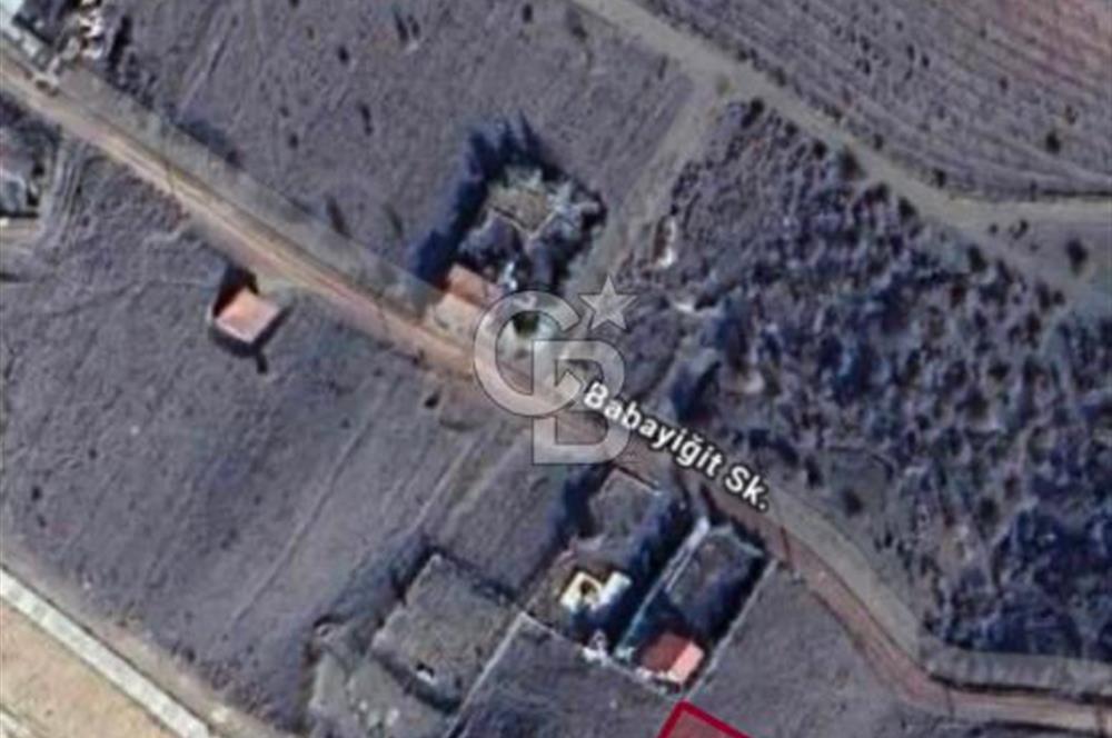 ELMADAĞ ÜÇEVLER MAH'DE YOLA YAKIN 485 m2 İMARLI MANZARALI ARSA