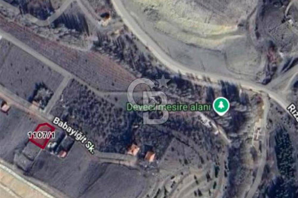 ELMADAĞ ÜÇEVLER MAH'DE YOLA YAKIN 546 m2 İMARLI MANZARALI ARSA