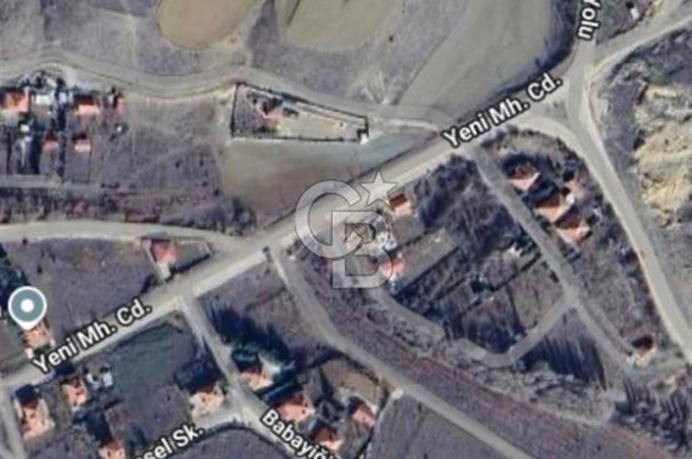 ELMADAĞ ÜÇEVLER MAH'DE YOLA YAKIN 488 m2 İMARLI MANZARALI ARSA