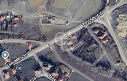 ELMADAĞ ÜÇEVLER MAH'DE YOLA YAKIN 488 m2 İMARLI MANZARALI ARSA